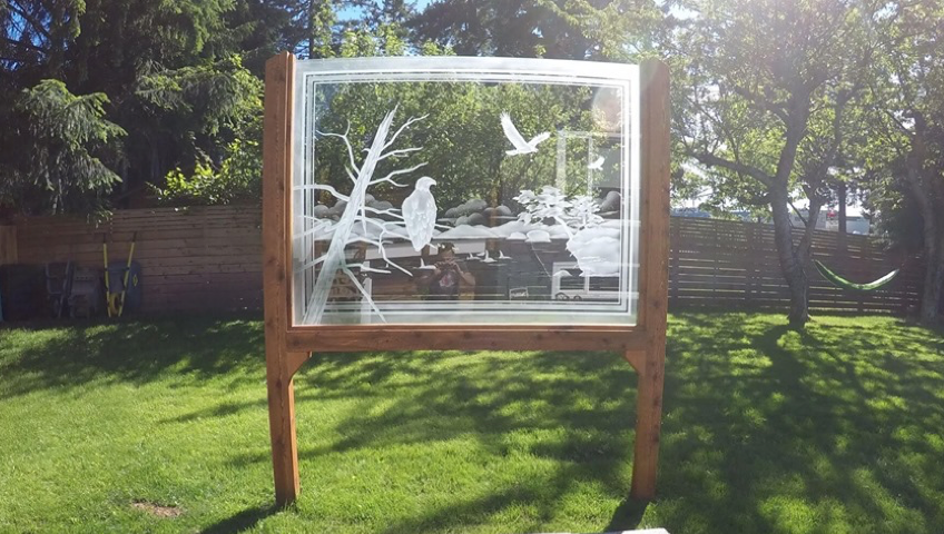 creative outdoor glass uses