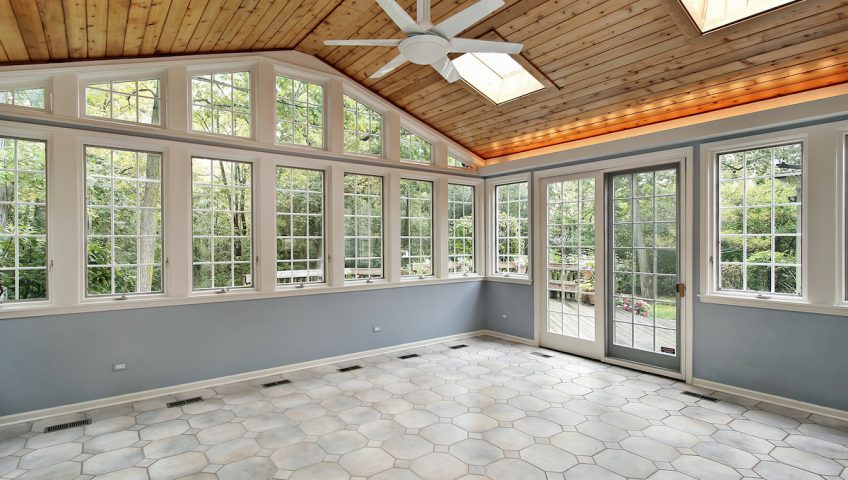 Difference Between a Covered Patio and a Sunroom